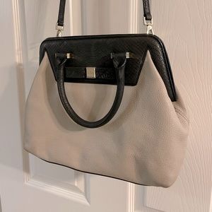 Medium sized Kate Spade handbag